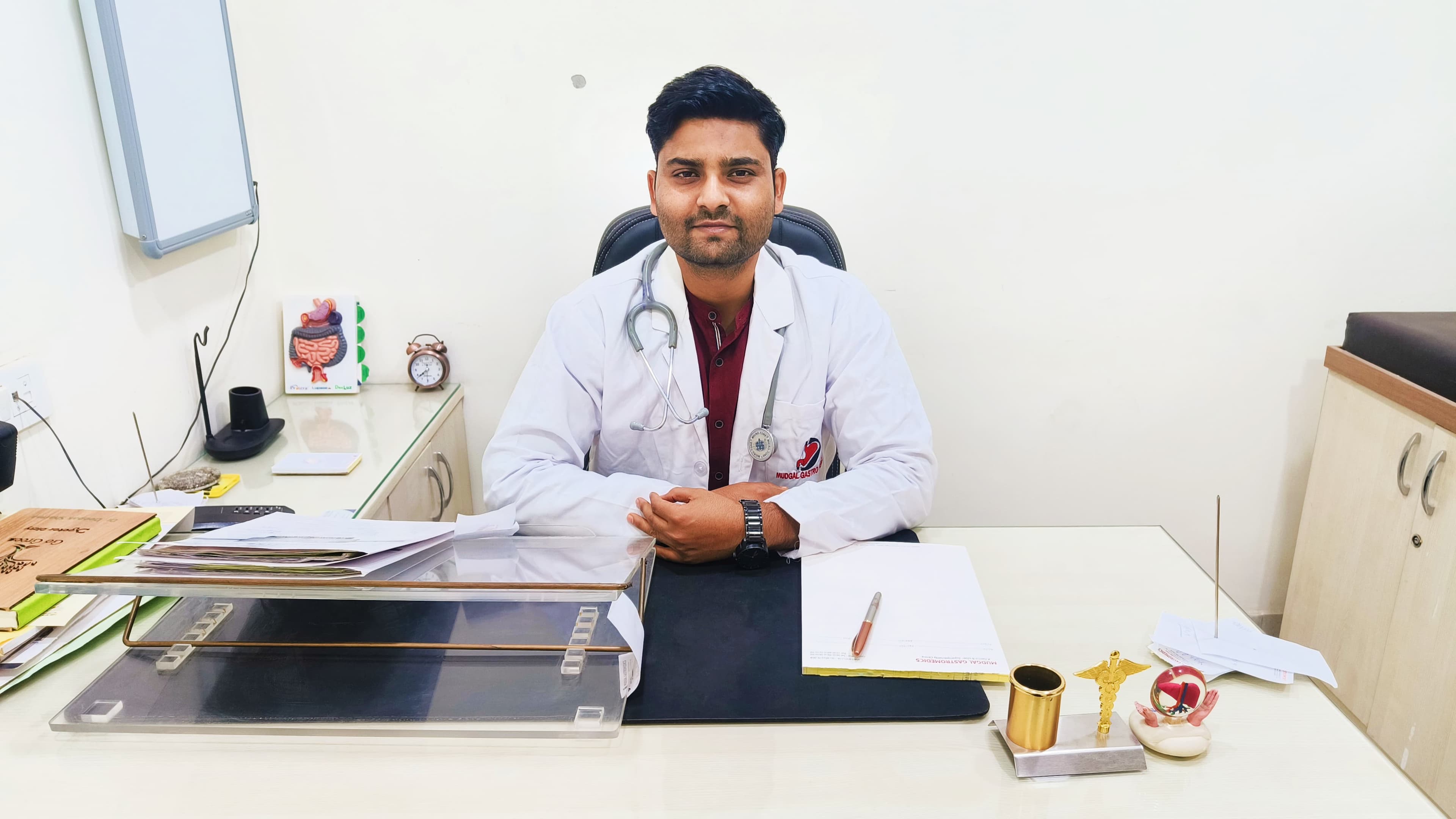 Dr. Dushyant Nagayach, Duty Medical Officer at Mudgal Gastromedics Hospital